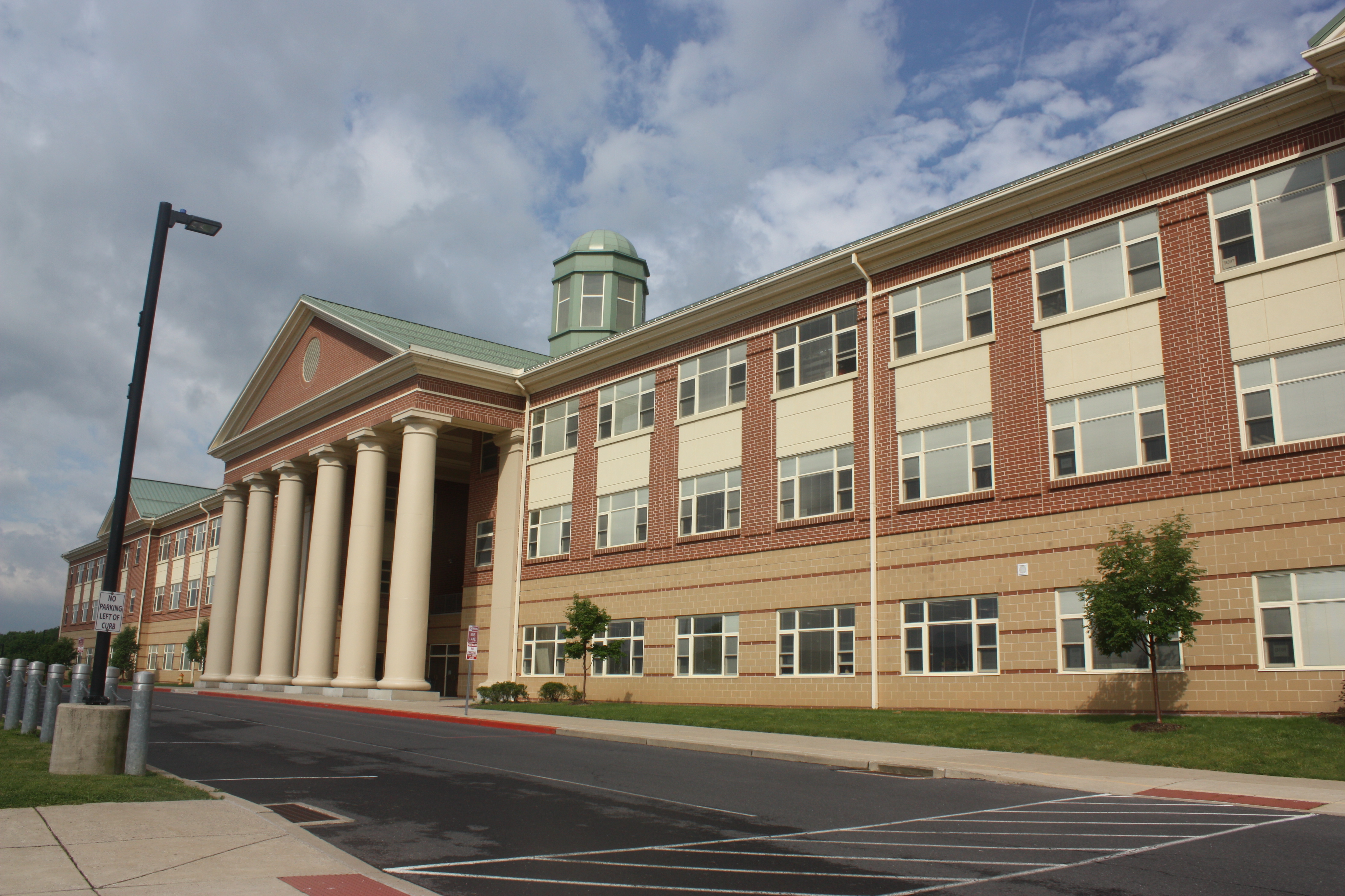Mifflin County High School Photo